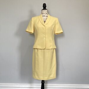 LE  SUIT Women's 2pc Short Sleeve Lined Skirt Suit Size 6P