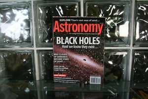 Astronomy Magazine - April 2012 - How We Know Black Holes Exist - Imagen 1 de 1