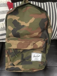 HERSCHEL SUPPLY CLASSIC XL 30L (WOODLAND CAMO) CANVAS RUCKSACK BRANDNEU mit Etikett! - Bild 1 von 8