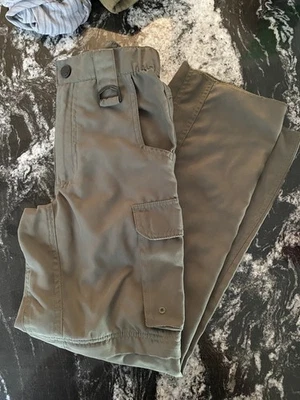 Boy Scouts of America Pants Youth Small Green Switchback Convertible Zip Off - Image 1 of 3