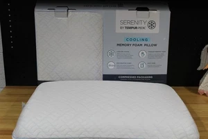 SERENITY by Tempur-Pedic Cooling Memory Foam Pillow-Standard-NEW - Picture 1 of 1
