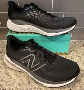 Zapatilla deportiva NEW BALANCE para hombre talla 8 M espuma fresca X M860v13 negra/gris precio de venta sugerido por el fabricante 140 USD NUEVA - Imagen 1 de 6