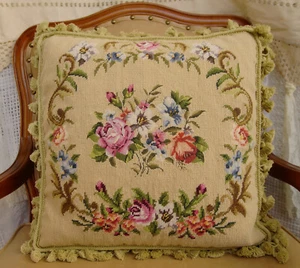 18" Elegant Hand Crafted Roses Garland Bouquet Needlepoint Pillow Cover - Picture 1 of 6