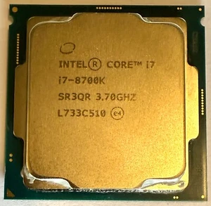 Intel Core i7 8700K LGA1151 8th gen Coffee Lake Desktop CPU 6 core 3.7-4.7 Ghz - Picture 1 of 1