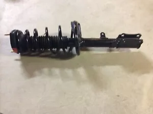 Monroe Rear Left Quick CompleteStrut - Coil SpringFor1997-2001Toyota Camry171681 - Picture 1 of 11