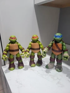 2012 Viacom Teenage Mutant Ninja Turtles TMNT Actionfiguren Menge 3 große Größe - Bild 1 von 15