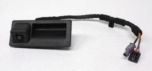 OEM Volkswagen Passat Decklid Mounted Rear Camera 561-827-566-D-9B9 - Picture 1 of 5