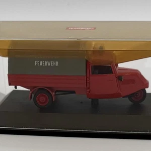 Märklin 18451 Tempo Hanseat Three-Wheeler or Schuco Tempo Planenwagen Feuerwehr - Picture 1 of 4