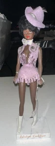 Vintage 1979 Fiona Orig Fabulous Las Vegas SHOWGIRL DOLL - afroamericana - Foto 1 di 8
