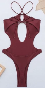 Sweaty Rocks Backless Cutout Crisscross One Piece High Cut Badeanzug - Bild 1 von 3