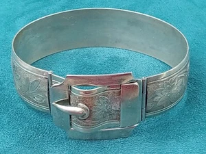 Unique Art Deco Belt Buckle Clasp Style Silver plate Bangle Bracelet: - Picture 1 of 7