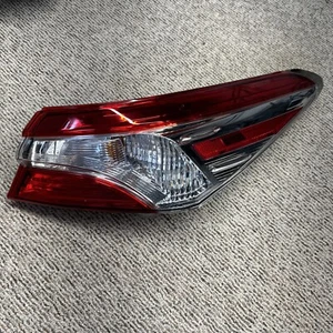 2018-2020 Toyota Camry Right Tail Light Assembly NEW - Picture 1 of 6