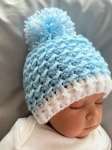 Brand New hand made crochet baby hat ,baby Blue and white, pom pom 0-3 Months - Picture 1 of 3