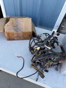 Arnés de cableado NOS Ford E5UZ-14401-H - Imagen 1 de 15
