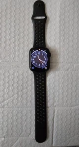 Apple Watch Series-8 + Cellular 45mm M/L - Photo 1 sur 13