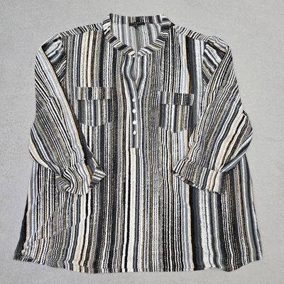 Camisa Ava & Grace para mujer pequeña a rayas Henley mangas con lengüeta enrollable bolsillos en el pecho Foto 1 de 4