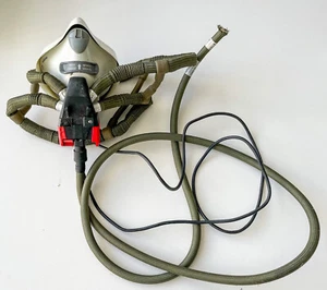 EROS MC-10 Oxygen Mask for simulation use or refurbishing no connectors - Bild 1 von 5