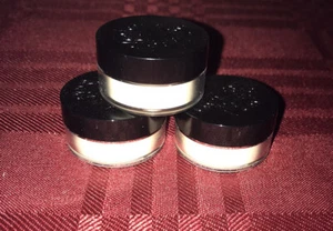 3X Kat Von D Lock It Translucent Setting Powder Travel Size 1.4 g / 0.049oz New - Picture 1 of 4