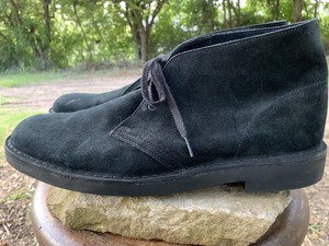 clarks desert boots black