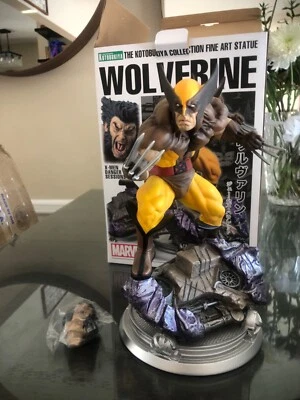 KOTOBUKIYA FINE ART STATUE wolverine danger room   - Image 1 of 2