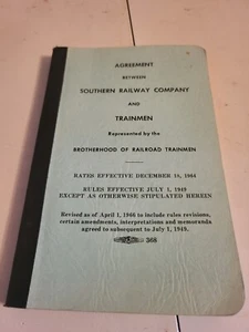 AGREEMENT BETWEEN SOUTHERN RAILWAY COMPANY AND TRAINMEN 1949 RAILROAD MEMORABIL. - Picture 1 of 2