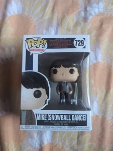 Funko Pop! STRANGER THINGS Mike ( Snowball Dance) 729 ! - Foto 1 di 1