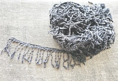Impresionante flecos de encaje de costura gris oscuro de algodón de 20 yardas 4" Foto 1 de 4