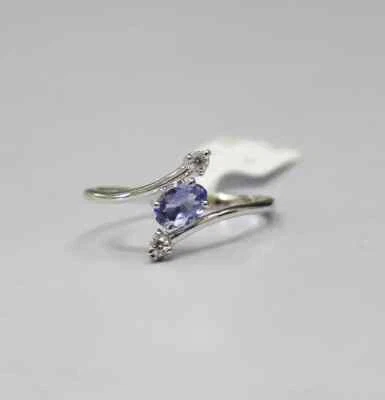 Anel chique de platina 950 simulado tanzanita e moissanita branca estilo bypass - Imagem 1 de 4