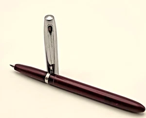 DE COLECCIÓN PLUMA ESTILOGRÁFICA SHEAFFER BORGOÑA BARRIL TAPA CROMADA HECHA EN ARGENTINA c1970 g. - Imagen 1 de 6