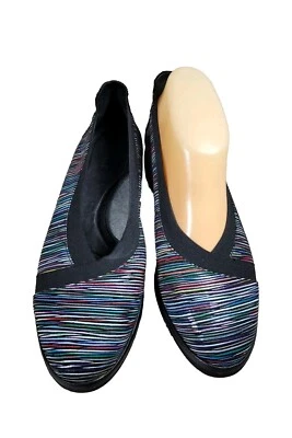 Nurture Women's Size 6 M Striped Leather Fabric Kizzie Slip On Shoes 113 - Image 1 of 4