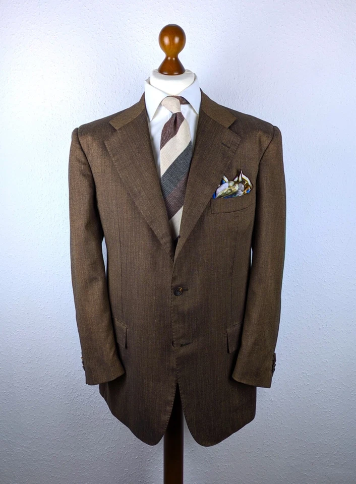 EXCLUSIVE Kiton Linen Cashmere 46 US 56 EU 7R Brown 3/2 Roll Handmade Top Jacket - Image 1 of 4
