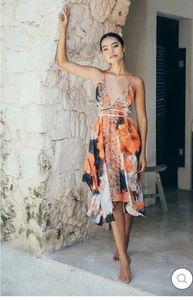 SUKISO WOMEN'S AURA V-NECK BOHO DRESS IN FIRE FLORAL Size Large - Picture 1 of 13