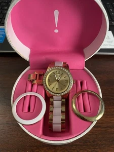 Womans Gold White Isaac Mizrahi Wrist Watch w/Diamonique, White & Gold Bezel Box - Picture 1 of 5