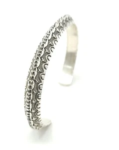 Brazalete largo navajo de plata esterlina hecho a mano Adrian Reeves triángulo - Imagen 1 de 9