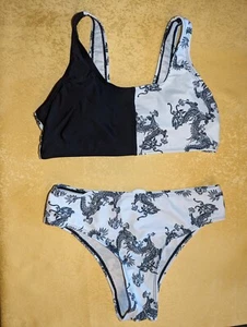 🔳 Sportlicher Bikini 🔳 schwarz-weiß 🔳 Gr.150 🔳 mit Drachenmotiv 🔳 - Bild 1 von 8