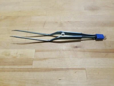 Pinzas bipolares de titanio no irritantes Codman 80-2942 Mallis en ángulo Foto 1 de 4