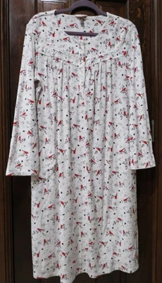 Secret Treasures Cardinal Soft Velour & Lace Nightgown Pockets Long Sleeves L - Image 1 of 4