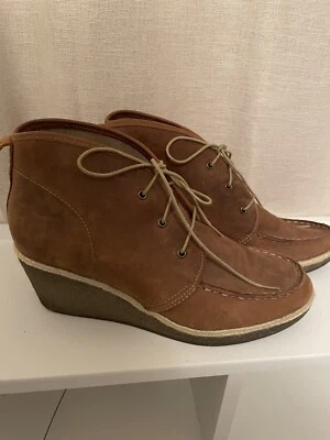 Botas de cuero marrón Sundance Olukai Wali con cuña sin usar, punta para mujer talla 10 $160 ++ Foto 1 de 4