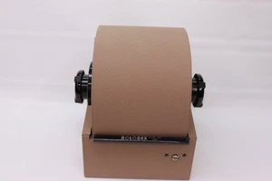 Vintage Rolodex 5350 Metall rotierendes Adresskarten-Aktenrad hellbraun OHNE SCHLÜSSEL - Bild 1 von 7