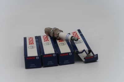 Genuine Bosch Spark Plugs FR5DC fits Ford Escort XR3i - 1.6 - 86-90 0242245536 - Image 1 of 4