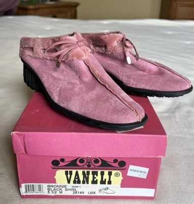 Vaneli Pink Suede Moccasin Bronnie Vintage Size 5.5 - Image 1 of 4
