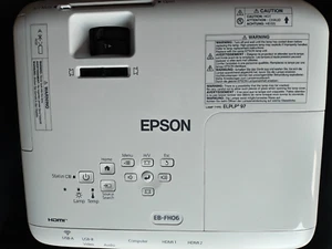 Epson EB-FH06 3LCD, Full HD 1080p, 3500 Lumens, 332 Inch Display, with case - Picture 1 of 23