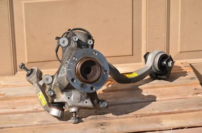 BMW E65 E66 745i 745Li FRONT Right Knuckle Spindle Hub & Control Arms 02-05 OEM - Image 1 of 4