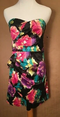 Women’s “XOXO“ Brand Strapless Floral Print Side Wrap Dress Size 5 - Image 1 of 4