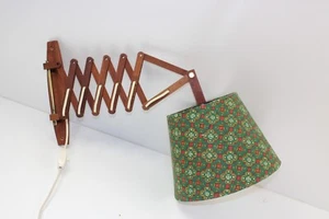 Lampada da parete vintage in teak lampada a forbice legno anni 60 design danese - Foto 1 di 13