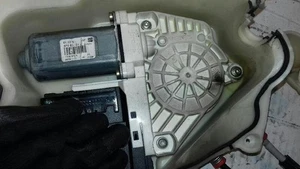 794907 motor elevalunas delantero izquierdo para SEAT TOLEDO (5P2) 2004 794907 - Picture 1 of 2