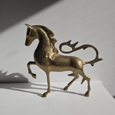 Decoración de estatua de caballo de latón MCM vintage de 11"" de alto hecha en Corea Foto 1 de 4