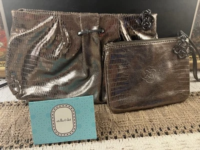 Juego de billetera sin asas y muñeca Stella & Dot La Coco metálica - piel de cordero - cremallera Foto 1 de 4