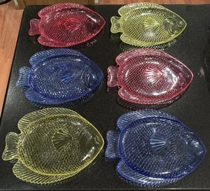 Juego de 6 platos de pescado acrílico vintage - 3 colores (rosa, amarillo, azul) Taiwán - Imagen 1 de 17