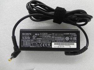 New OEM Sony 45W 10.5V/5V AC Adapter for Sony VAIO Pro 13 SVP132A2CL,VGP-AC10V10 - Picture 1 of 3